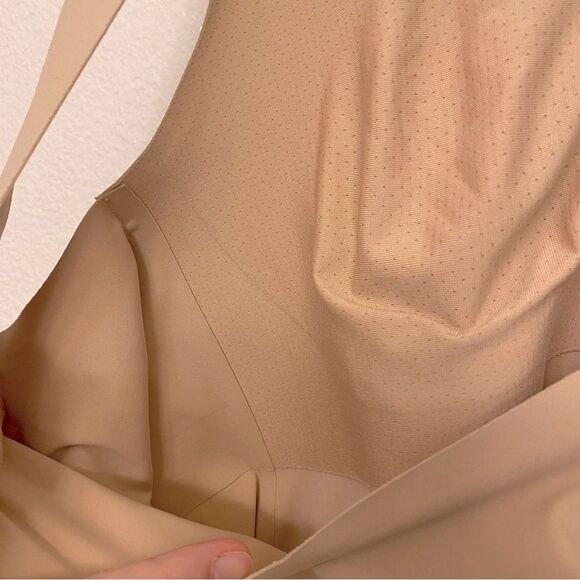 Knix LuxeLift v neck SHAPEWEAR SEAMLESS SCULPT BEIGE nude Tan tank top M+ - Picture 5 of 11